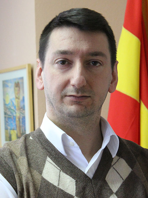 Pishtar Lutfiu Pishtar Lutfiu